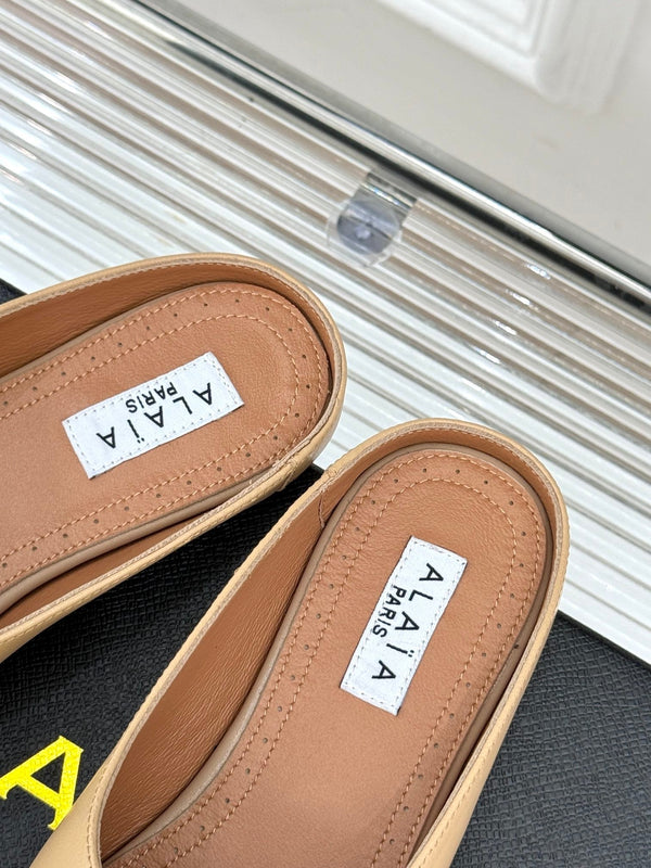 Alaia Slipper Light Apricot Calfskin 293192