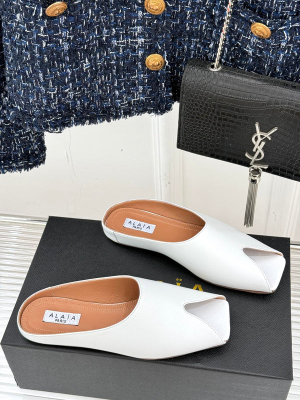 Alaia Slipper White Calfskin 293193
