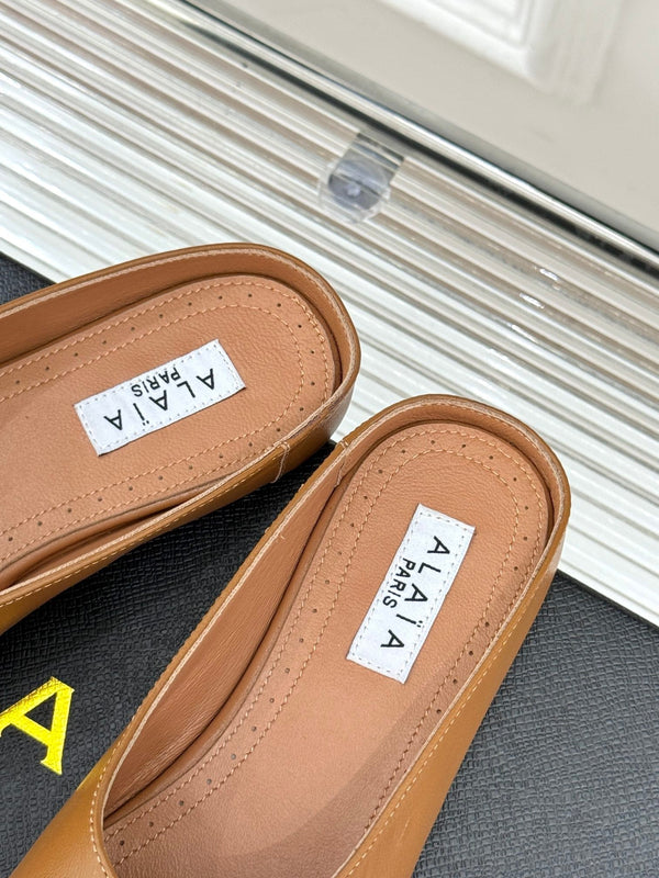 Alaia Slipper Brown Calfskin 293194