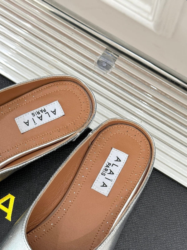 Alaia Slipper Silver Calfskin 293195