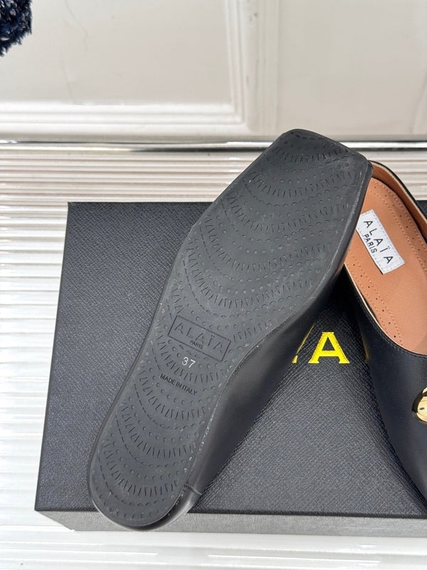 Alaia Slipper With Gold Hardware Black Calfskin 293201