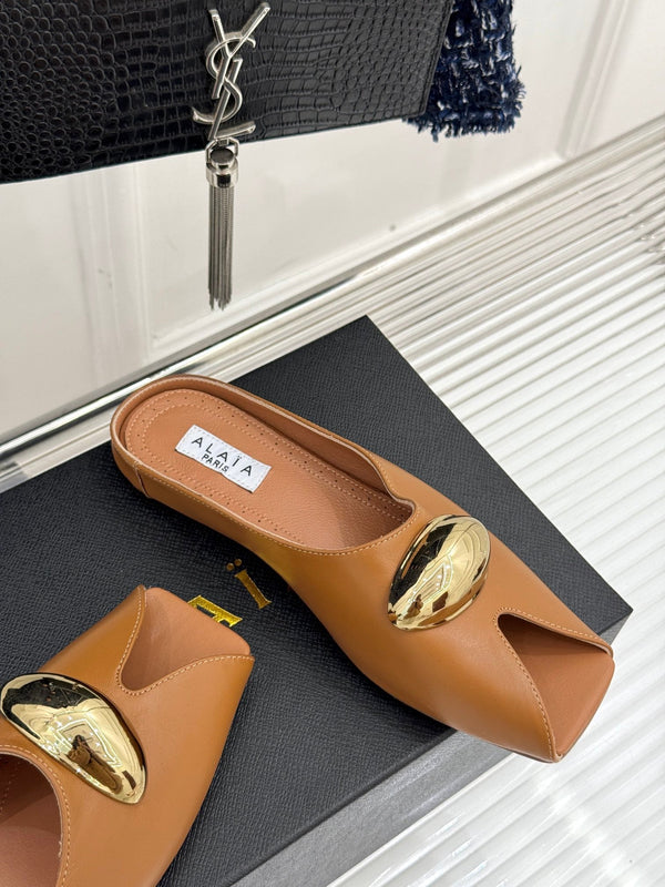 Alaia Slipper With Gold Hardware Brown Calfskin 293202