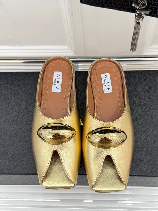 Alaia Slipper With Gold Hardware Gold Calfskin 293203