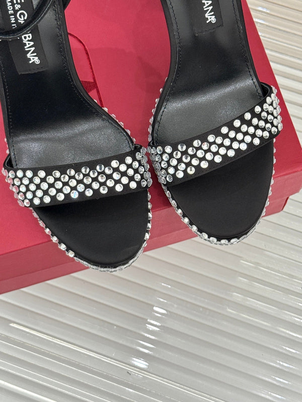 DC 24 Rhinestone Sandals Black Sheepskins & Cowhide 304706
