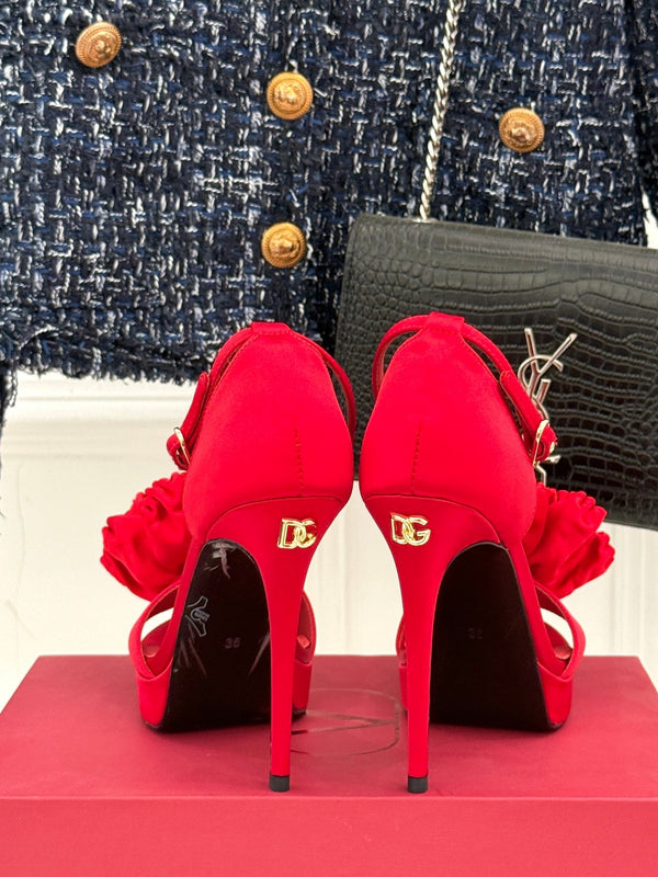 DC 24 Keira Floral-Appliqué Sandals Red Sheepskins & Cowhide 304709