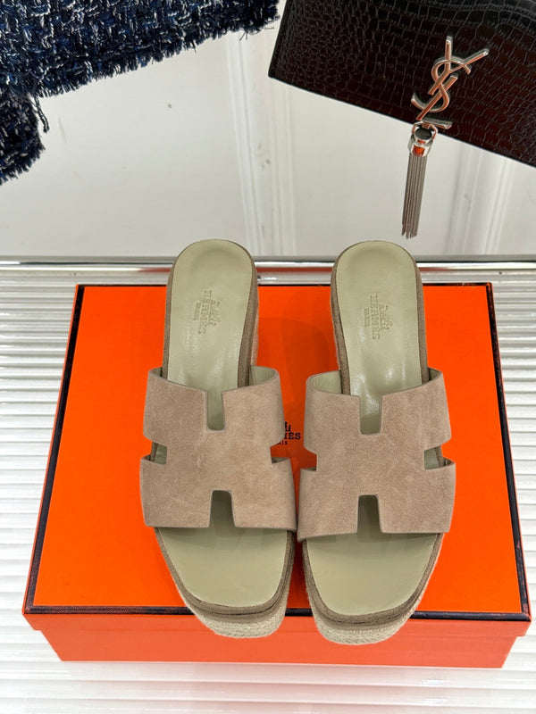 HM Platform Beige Lambskin 316413