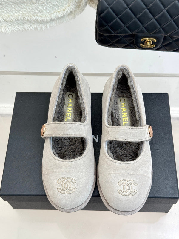 CC 25A Mary Janes Grey Suede And Lambswool 404663