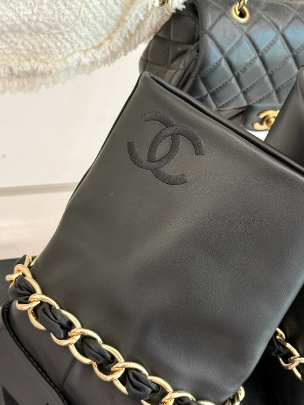 Chanel 25 Large Chain Flat-solved Boot Black Lambskin 465422