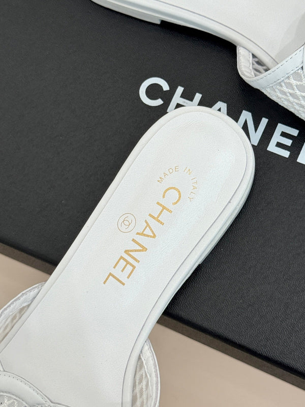 CC Openwork Slippers White Mesh Lambskin 825758