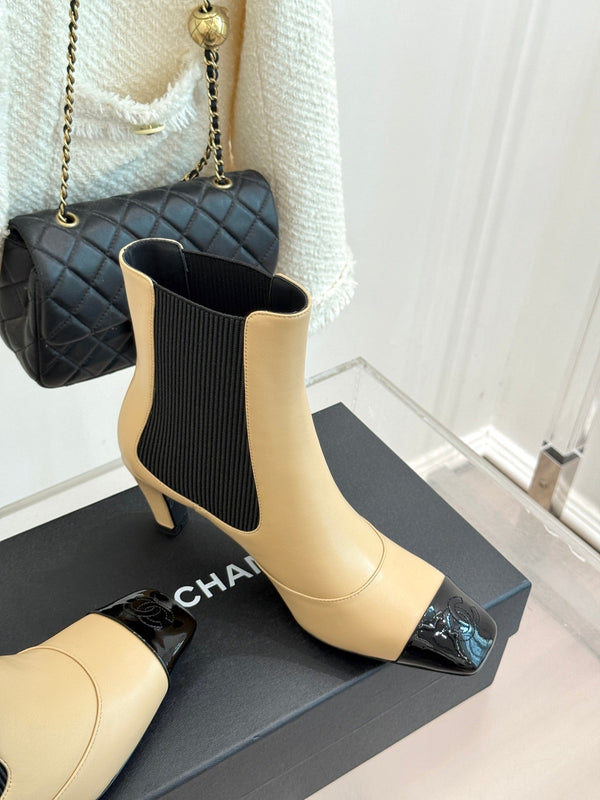 CC 26S Cap Toe Chelsea Ankle Boots 7cm Patent Leather 153340