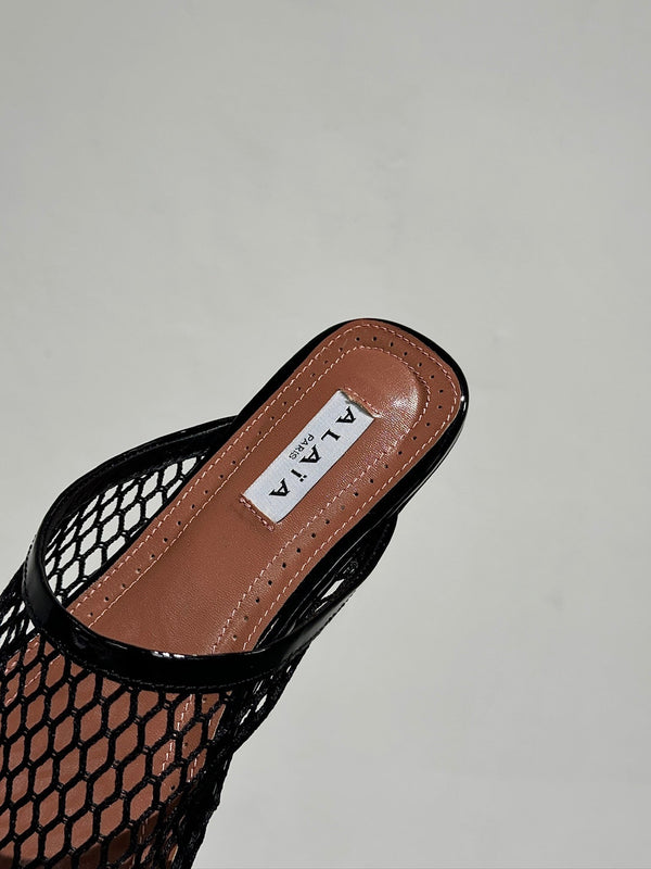 MULES ALAIA FLAT IN RETE NERA