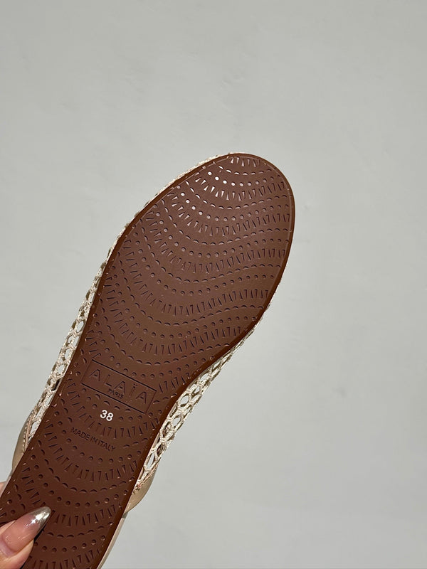 MULES ALAIA FLAT IN RETE BEIGE