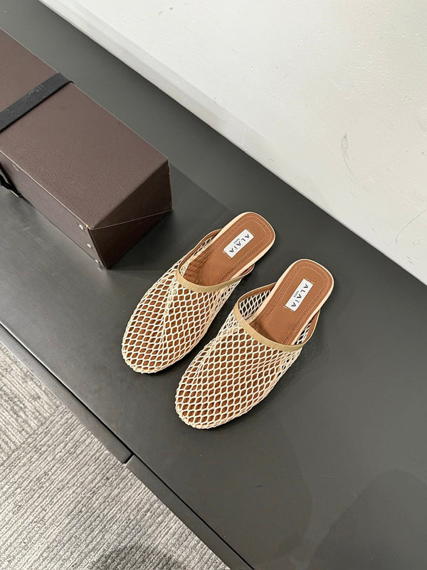 MULES ALAIA FLAT IN RETE BEIGE