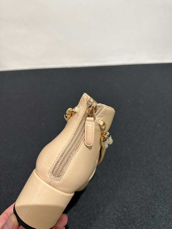 CC Ankle Boots Beige Bow Tie Cowhide