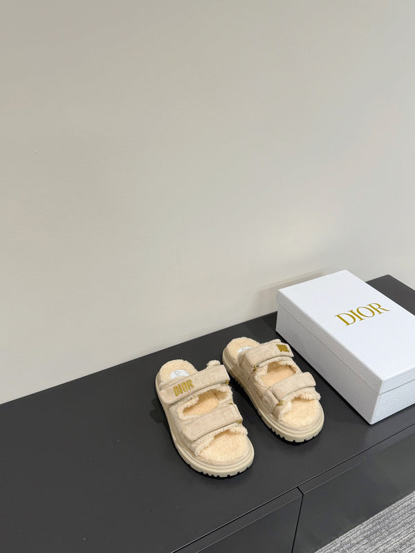 Dioract Slide In Light Grey Suede And Wool Fleece Lining 109879