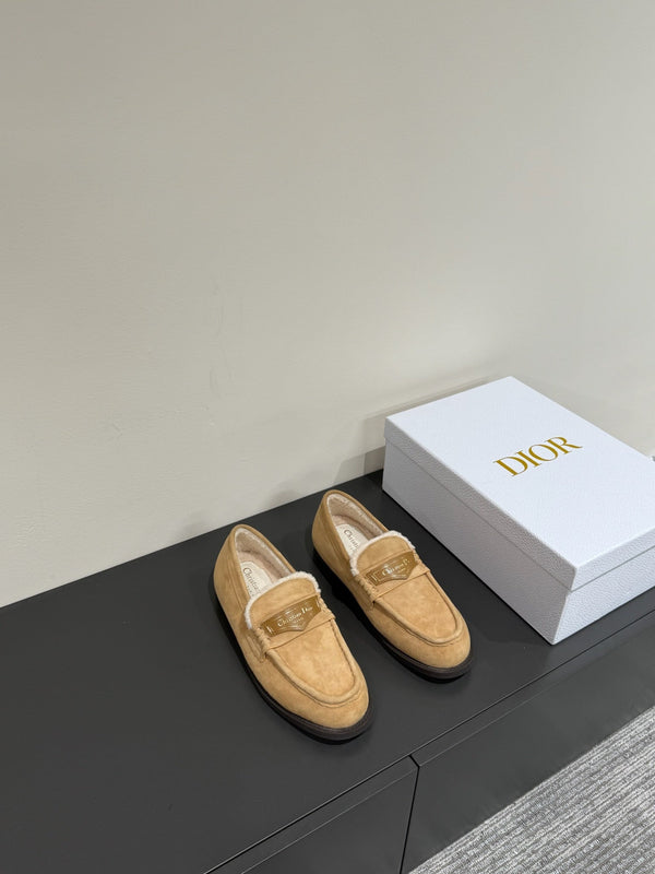 CD Loafers In Beige Brown Suede And Fleece Lining 109295