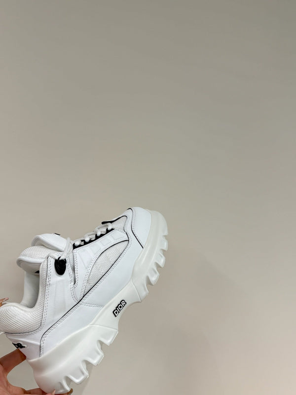 CD Sneaker In White Calfskin And Mesh Fabric 109256