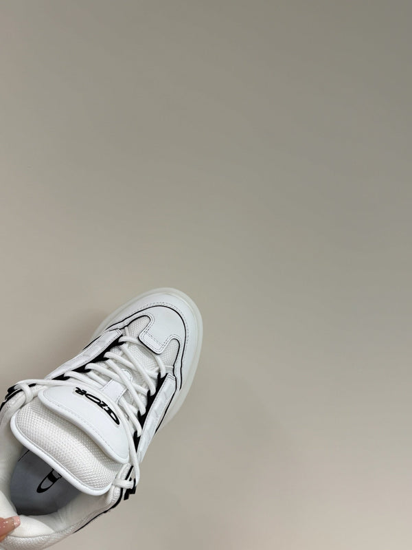 CD Sneaker In White Calfskin And Mesh Fabric 109256