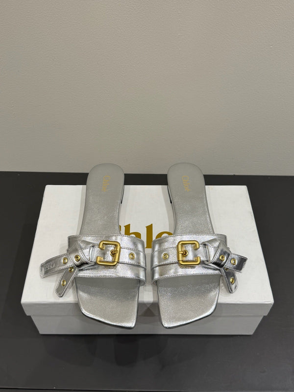 Loewe 25 Bow Metal Buckle Slide Sliver Cowhide