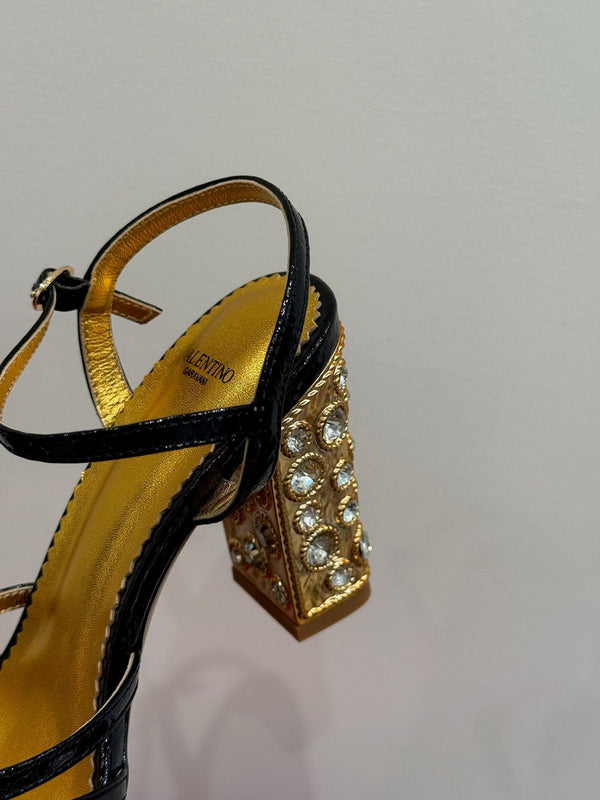 VT 25 Jewel Sandals Black Cowhide 337920