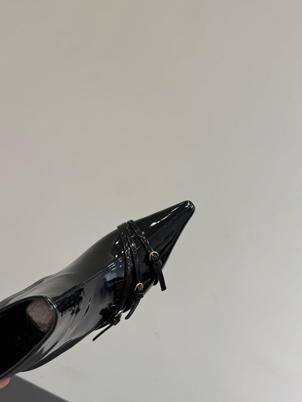 Miu short boots 40mm black patent leather 417985