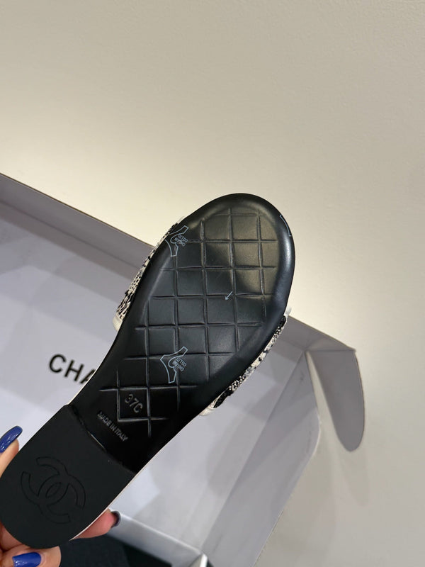 CC 25ss Chain Flat Slippers Black WhiteCowhide & Sheepskin 417563