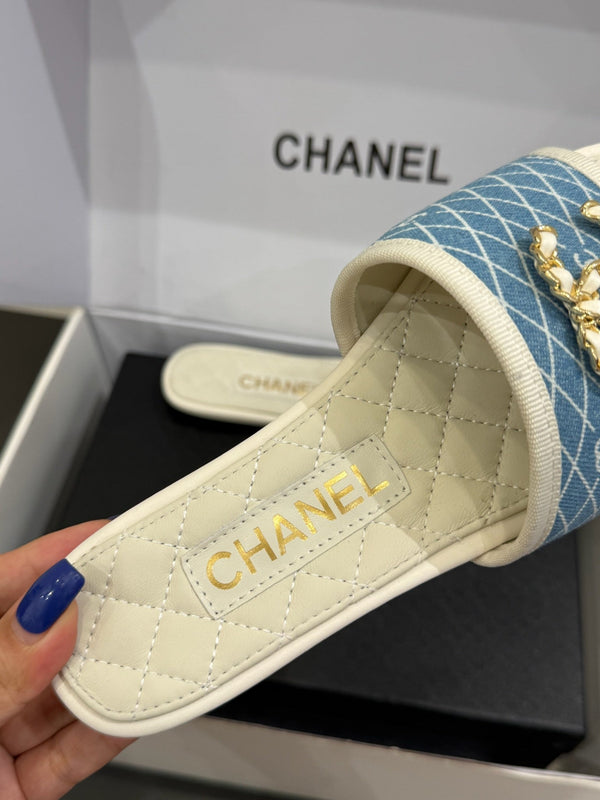 CC 25ss Chain Flat Slippers Blue White Cowhide & Sheepskin 417566
