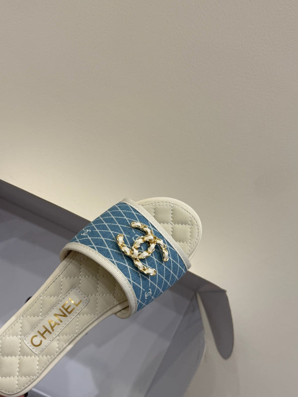 CC 25ss Chain Flat Slippers Blue White Cowhide & Sheepskin 417566
