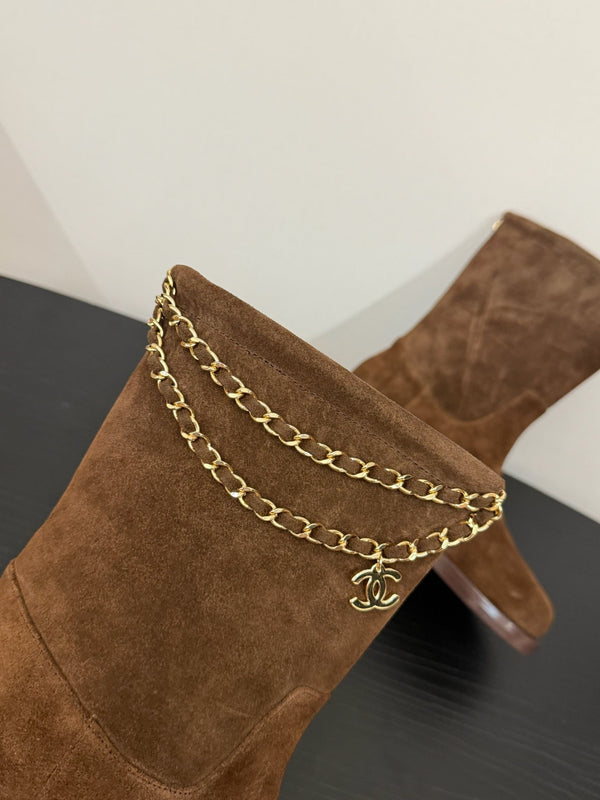 CC 25s Short Flat Chain Knight Boots Brown Cow Suede&Sheeepskin 417843