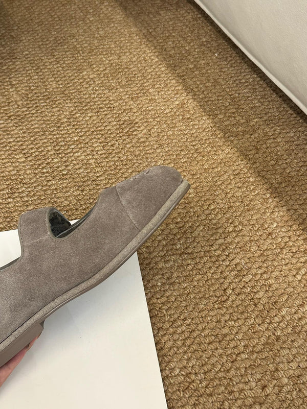 CC 26s Mary Jane Flats Caramel Taupe Brown Suede Shearling Lining