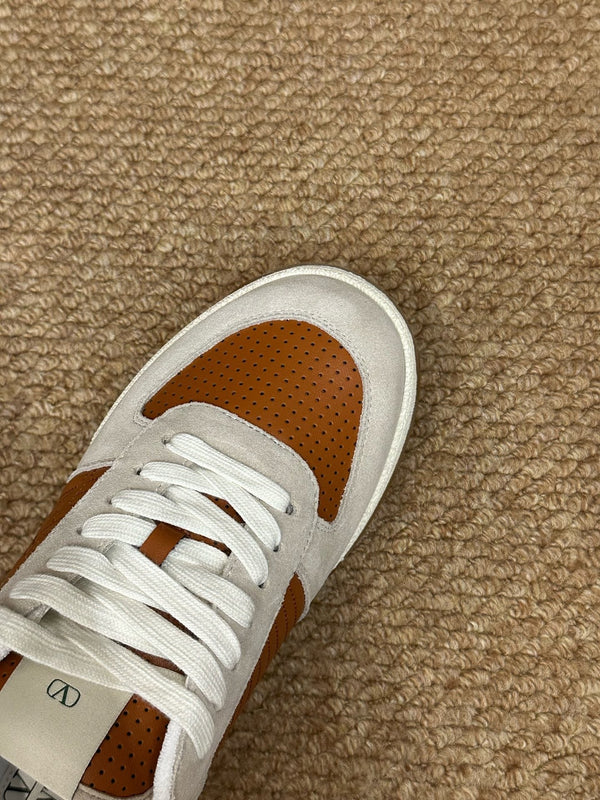 VLogo Upvillage Low-Top Sneakers Brown Grey Suede Leather 691440