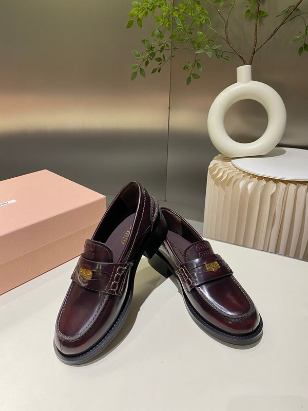 Miu Loafers Red Brown Cowhide