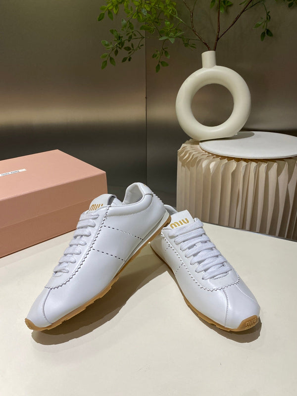Sneakers Miu in pelle di agnello bianca