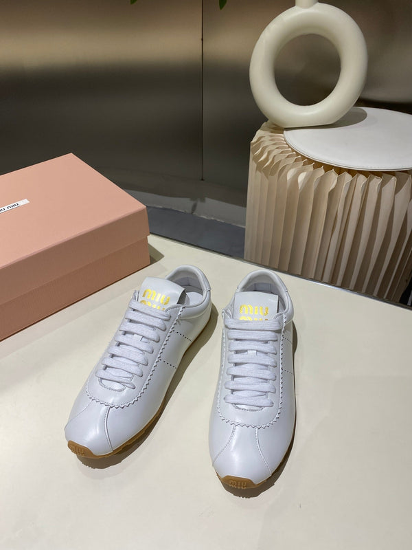 Sneakers Miu in pelle di agnello bianca