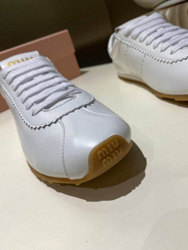Sneakers Miu in pelle di agnello bianca