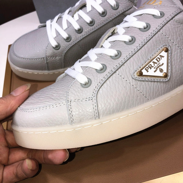 SCARPE DA TENNIS PRA IN PELLE DI VITELLO GRIGIO CHIARO