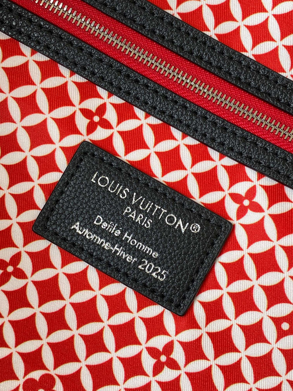 LVx N&PW Keepall Bandoulière 50 Black White Cowhide