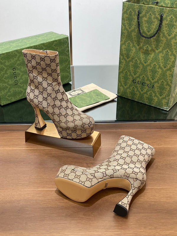 STIVALI BASSI GG 11,5 CM IN TESSUTO JACQUARD MONOGRAM MARRONE CAMMELLO