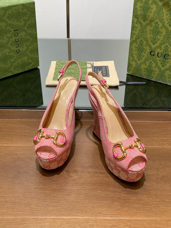 GG WEDGE PLATFORM IN LIGHT PINK MONOGRAM JACQUARD FABRIC