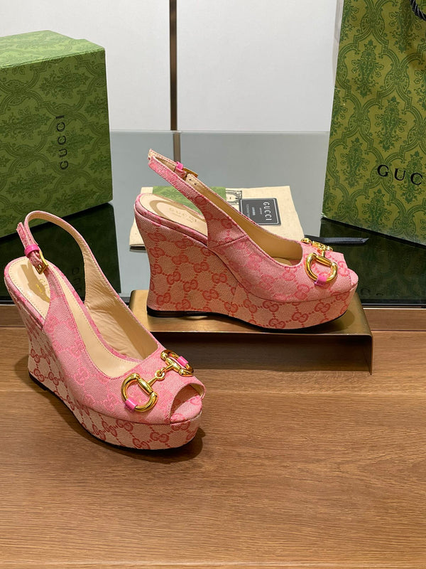 GG WEDGE PLATFORM IN LIGHT PINK MONOGRAM JACQUARD FABRIC