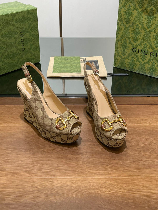 GG WEDGE PLATFORM IN CAMEL BROWN MONOGRAM JACQUARD FABRIC