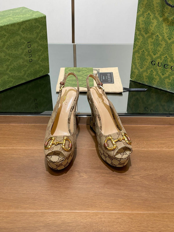 GG WEDGE PLATFORM IN CAMEL BROWN MONOGRAM JACQUARD FABRIC