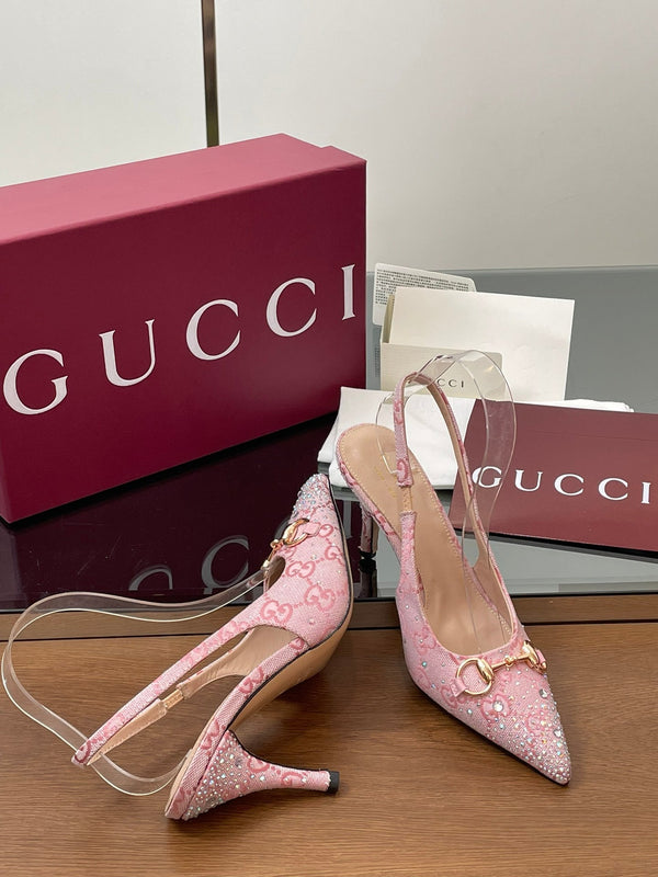 Slingback con morsetto GG da 45 mm, in tela monogramma rosa ebano, con punta a punta e cristalli