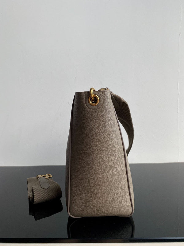 SANGLE SEAU BUCKET 24 BORSE IN PELLE DI VITELLO MARRONE ARACHIDI