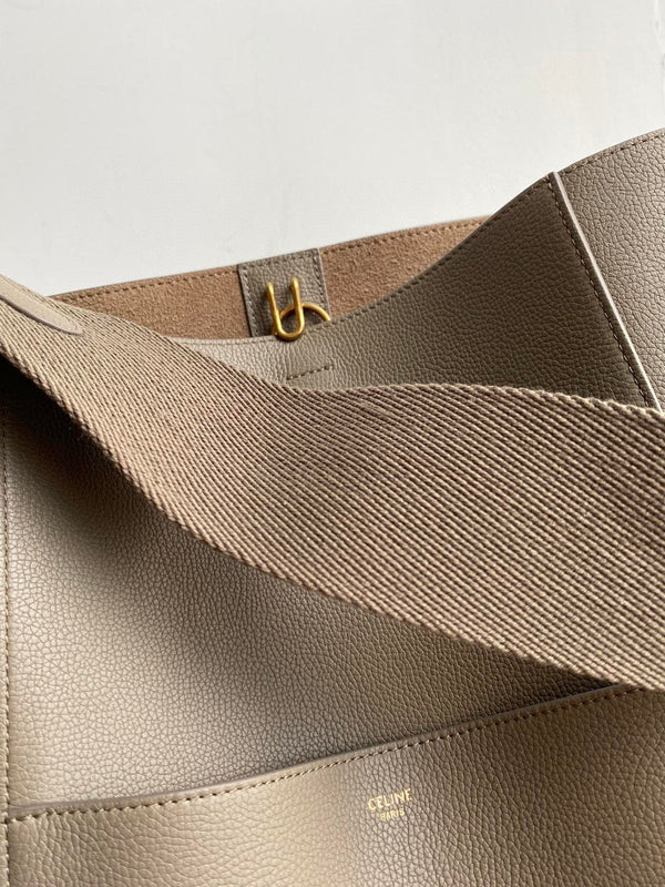 SANGLE SEAU BUCKET 33 BORSA IN PELLE DI VITELLO MARRONE ARACHIDI