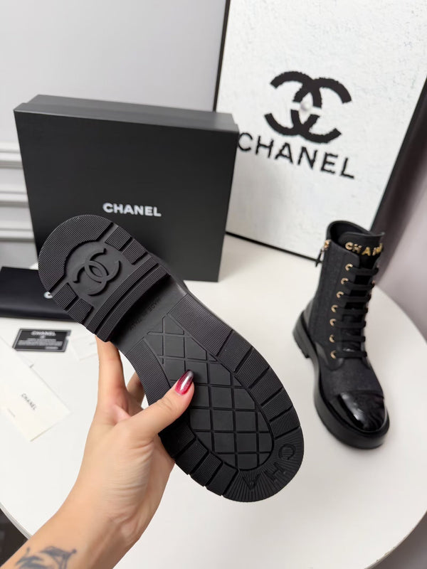 CC 26s Bottine Noir Bleu Denim Cuir Verni