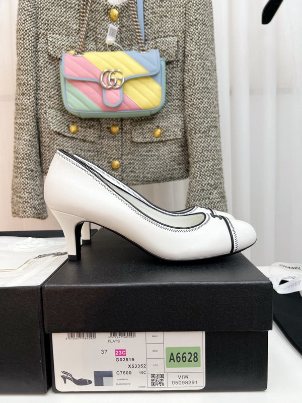 CC Slingback With Black Contrast Stitching White Lambskin 476709