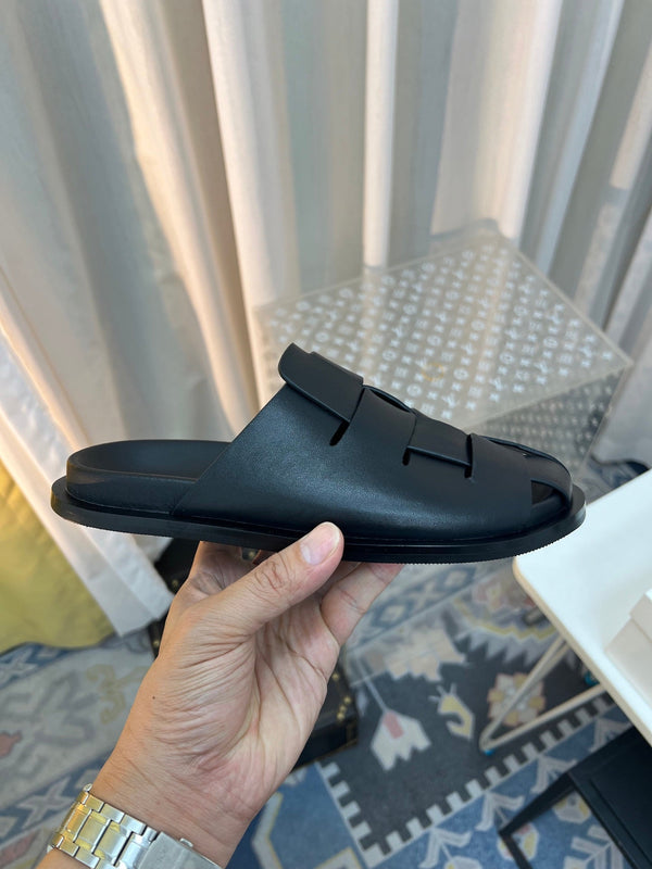 The Row Slide Black Lambskin 707558