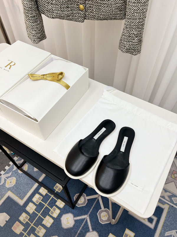 The Row Semi Slippers Black Sheepskin 827477