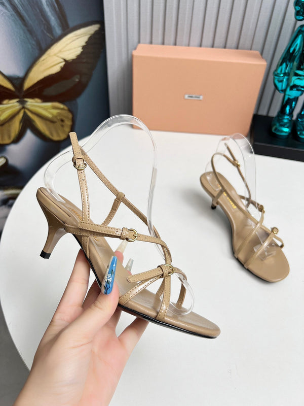 Miu 26s Sandals 5.5cm Beige Patent Leather 680447